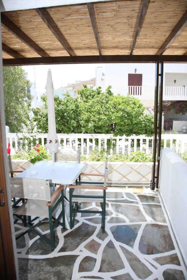 Aparthotel Pergola à Livadi  Extérieur photo